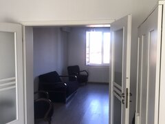 Calea Floreasa, Dorobanti